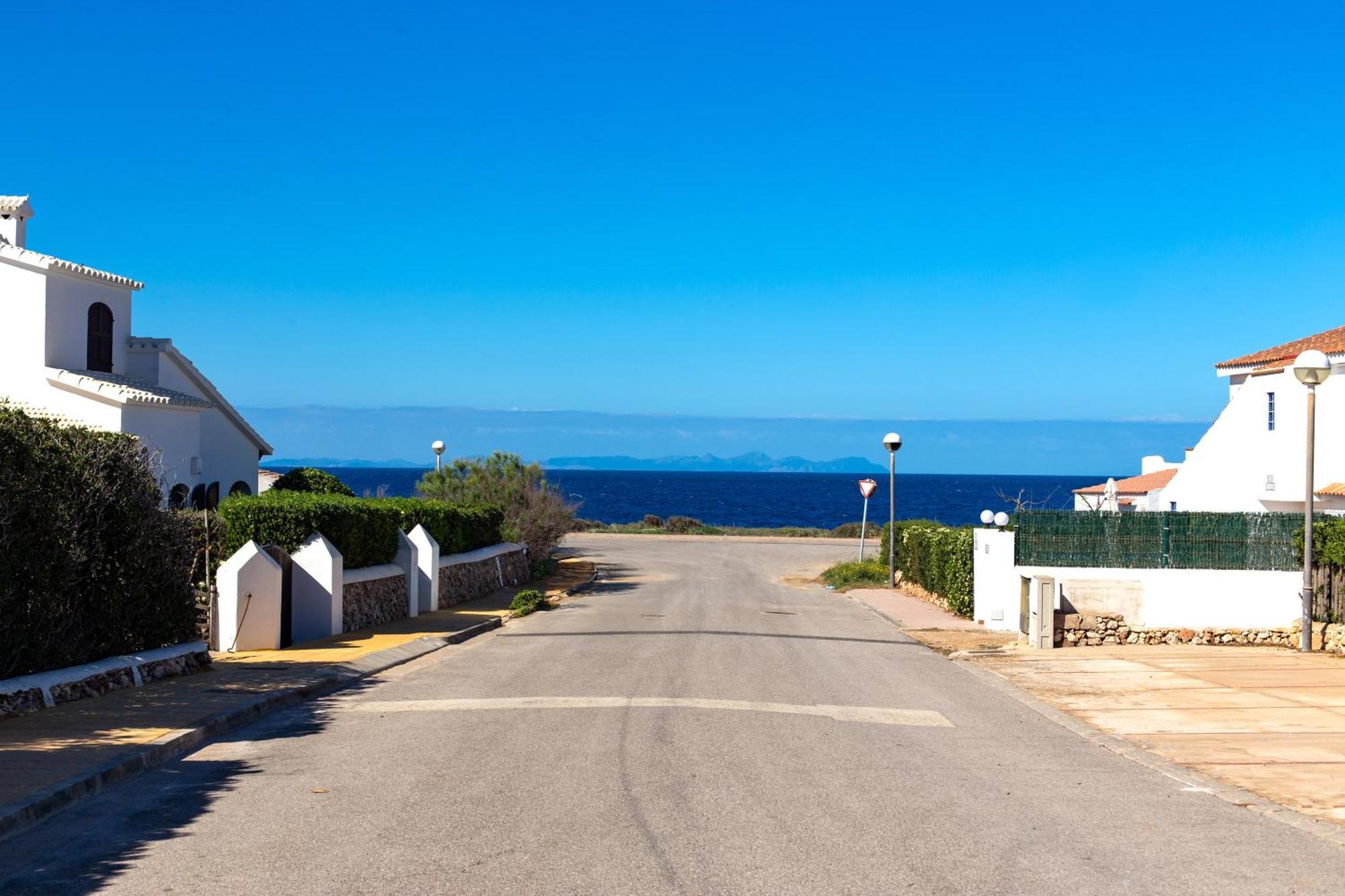 Villa Goyo Cala'N Bosch  Exteriör bild